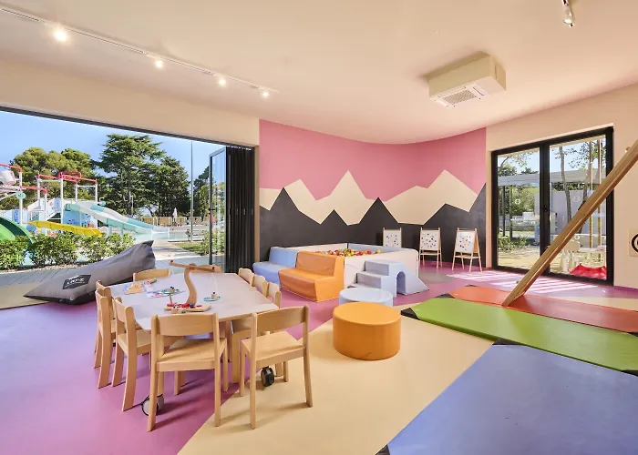 Plava Laguna 4*