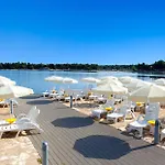 Hotel Plava Laguna 4*