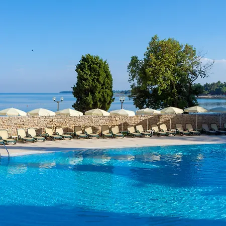 Plava Laguna Hotel