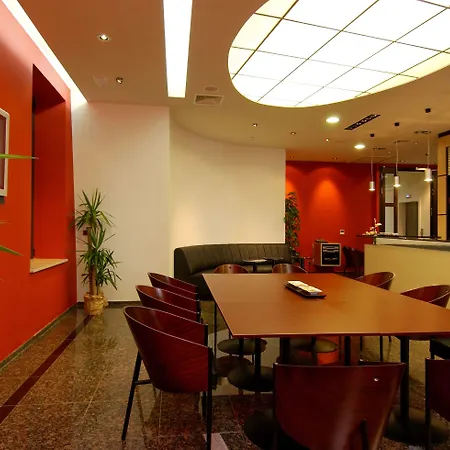 Plava Laguna Hotel