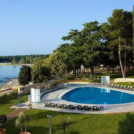 Plava Laguna Hotel 4*