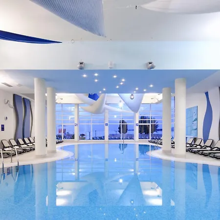 Plava Laguna 4*
